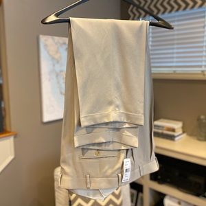 NWT Nautica Men’s Khaki Dress Pants